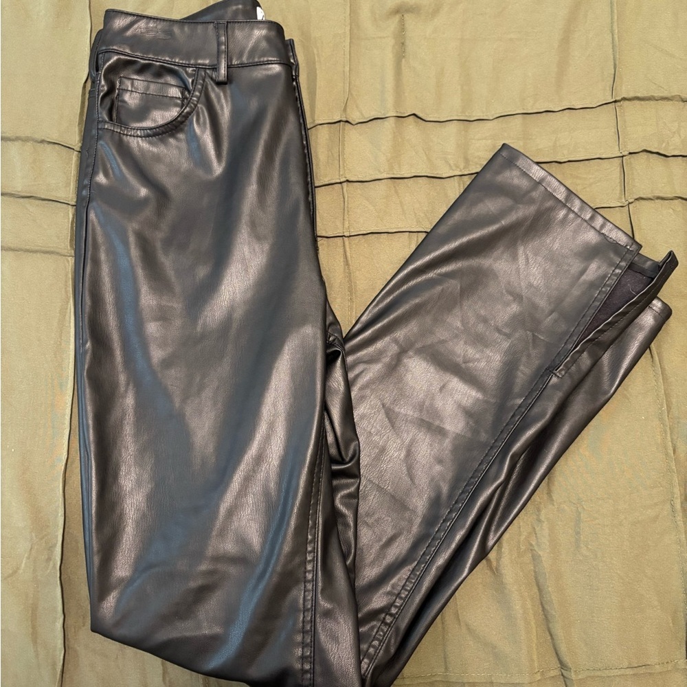 Zara Black Faux Leather Pants size‎ 6